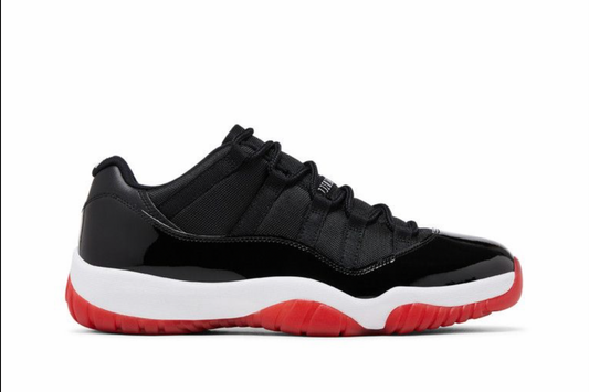 Air Jordan 11 Reto Low Bred