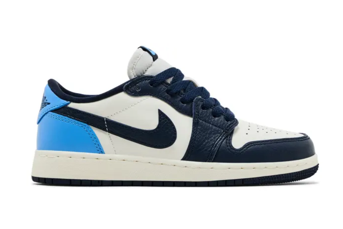 Jordan Retro 1 Low Obsidian UNC